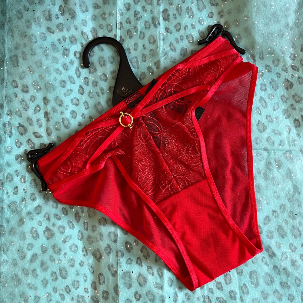 Ann Summers | NWT | "Harmonious" Brazilian panty - red